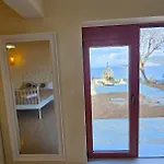 Nisida & Meditation Center - Adult Only 3* Ano Fanari
