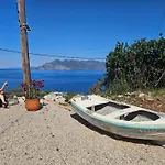 Nisida & Meditation Center - Adult Only 3* Ano Fanari
