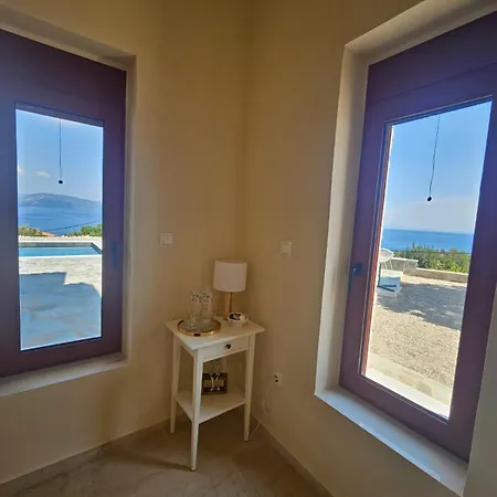 Nisida & Meditation Center - Adult Only