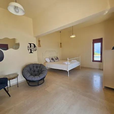 Nisida & Meditation Center - Adult Only Πανσιόν