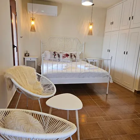 Nisida & Meditation Center - Adult Only Gasthuis 4*