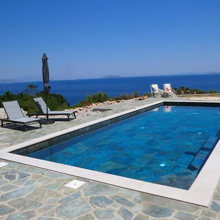 Nisida & Meditation Center - Adult Only 3* Ano Fanari