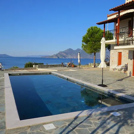 Πανσιόν Nisida & Meditation Center - Adult Only 4*