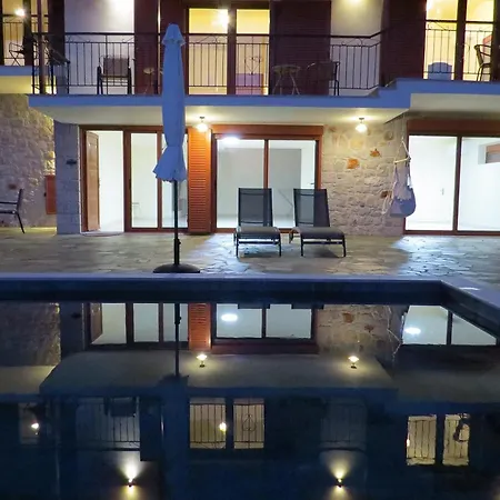 Nisida & Meditation Center - Adult Only 3* Ano Fanari