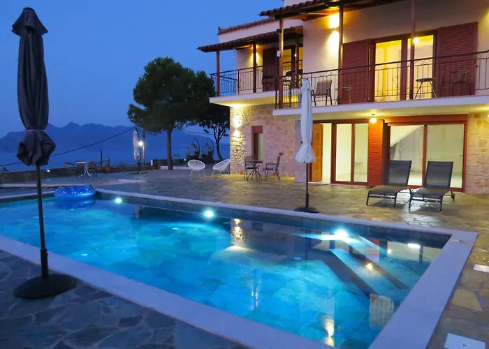 Nisida & Meditation Center - Adult Only Gæstehus