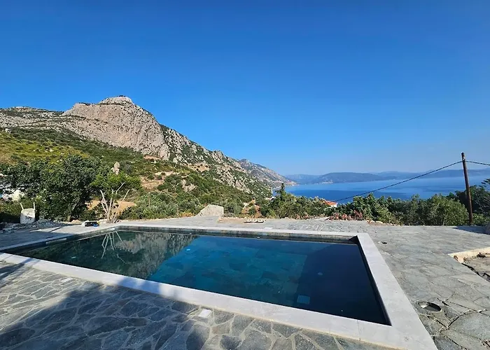 Nisida & Meditation Center - Adult Only 4* Ano Fanari