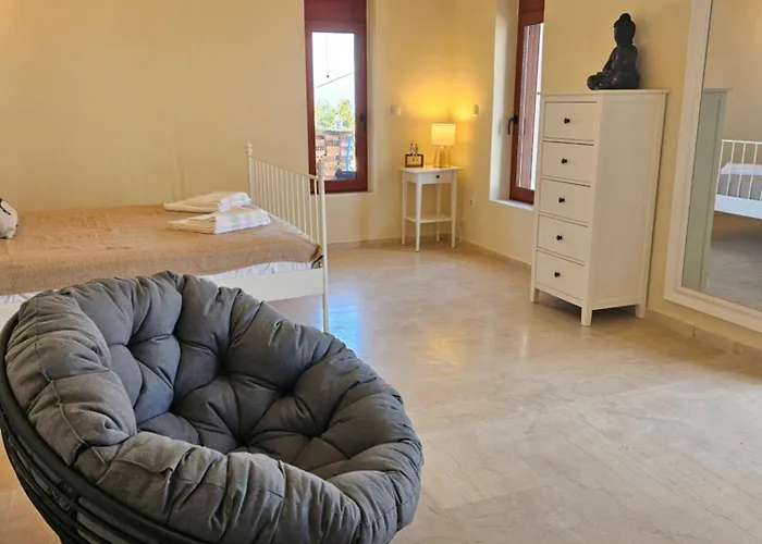 Nisida & Meditation Center - Adult Only Pensión 4*