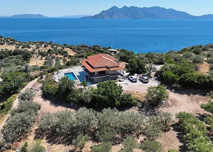 Nisida & Meditation Center - Adult Only 4*