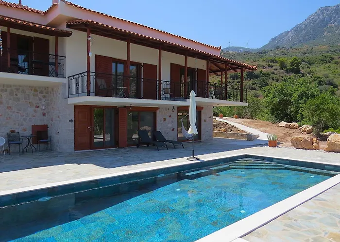 Pensión Nisida & Meditation Center - Adult Only 4*