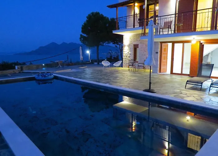 Nisida & Meditation Center - Adult Only 4*