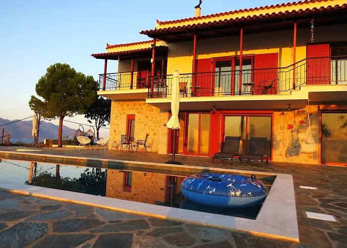 Nisida & Meditation Center - Adult Only 4* Ano Fanari