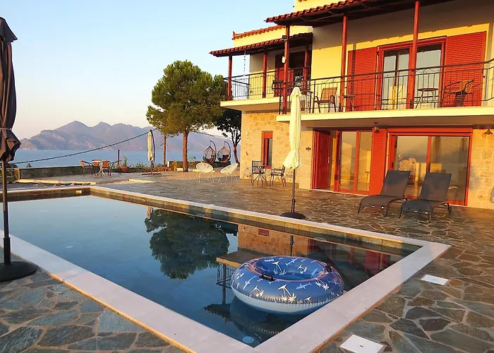 Pensión Nisida & Meditation Center - Adult Only Ano Fanari