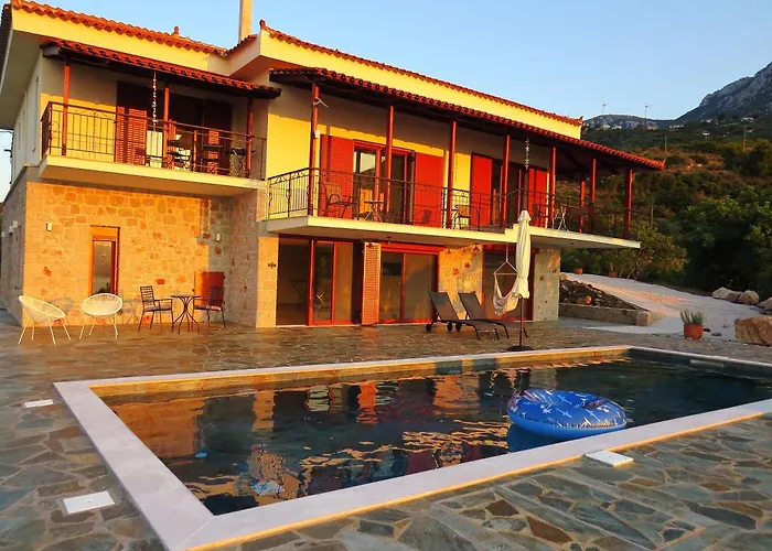 Pensión Nisida & Meditation Center - Adult Only